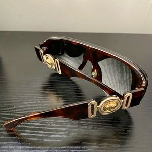 Versace Sunglasses - VE4391